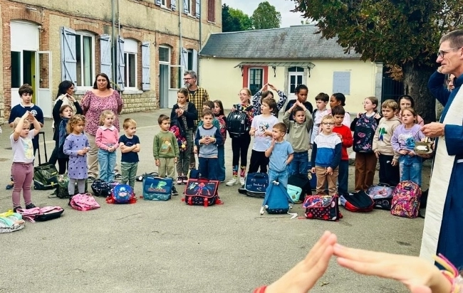 Bénédiction des cartables-St-Joseph