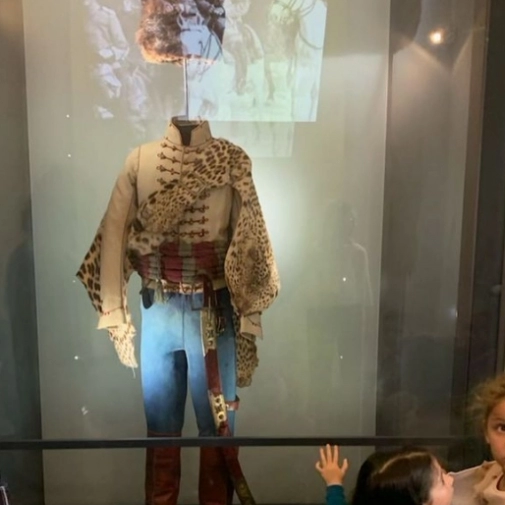 Les MS/PS du Pradeau visitent le Musée des Hussards.