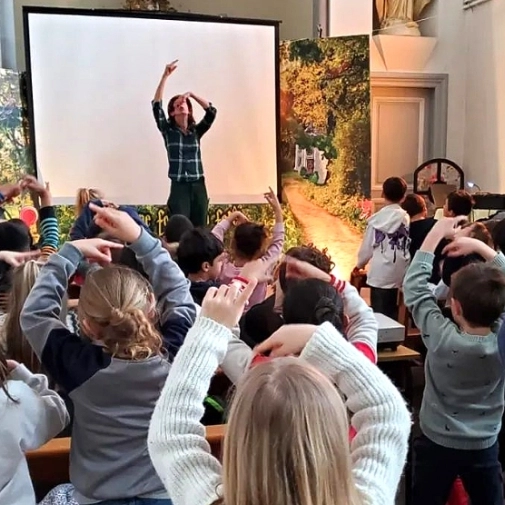 Spectacle interactif- CE1- école du Pradeau