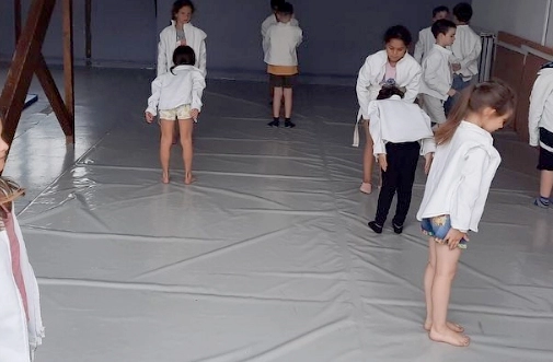 Cours de Judo- CE1 du Pradeau