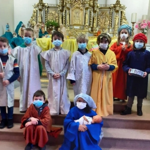 Célébration des CP à La Chapelle : on fête l'arrivée des rois mages