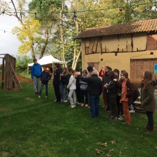Sortie Ecocentre Pierre et Terre de Riscles avec le groupe EPI Ecohabitat