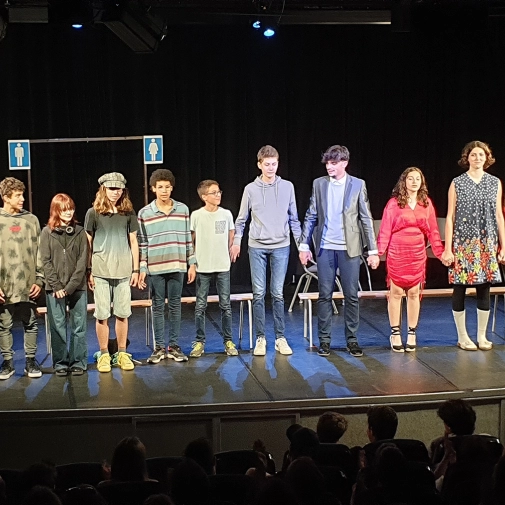 Représentation de L'Atelier théâtre 3ème à L'ECLA d'Aureilhan