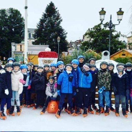 Sortie des élémentaires du Pradeau à la patinoire de Tarbes